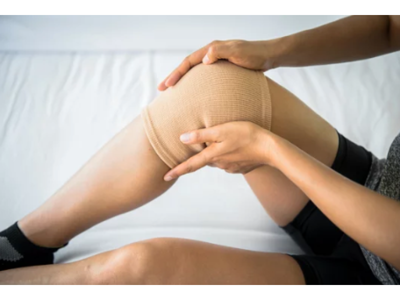 Коли і як використовувати фіксуючі бандажі при розтягненнях і вивихах