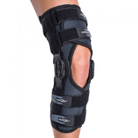 Жесткий ортез коленного сустава с разьёмной конструкцией DonJoy Playmaker II Wrap 11-3497